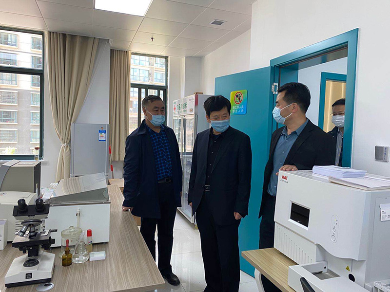 王文生到宝钛医院高新分院参观考察