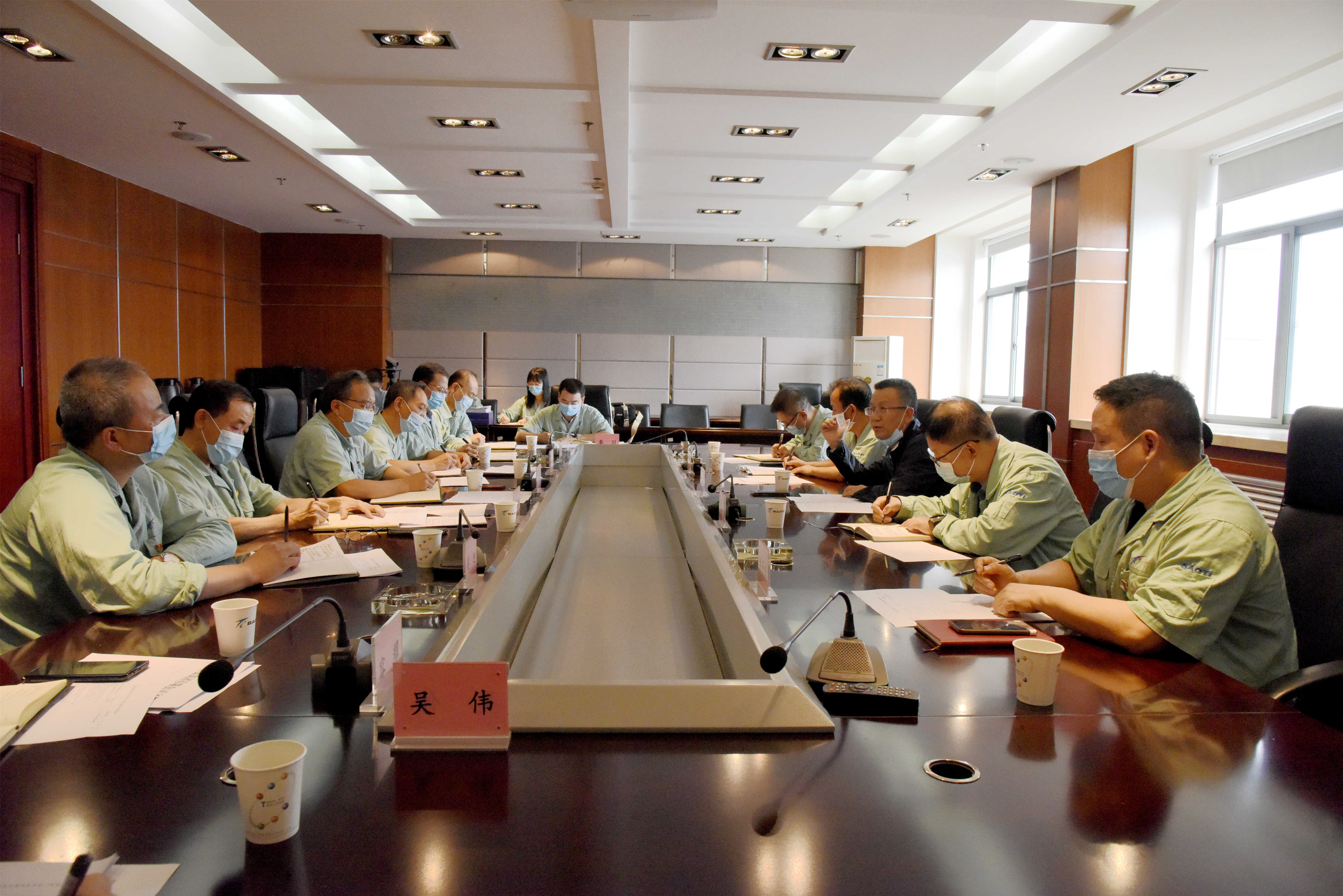 雷让岐检查宝钛股份安全生产工作