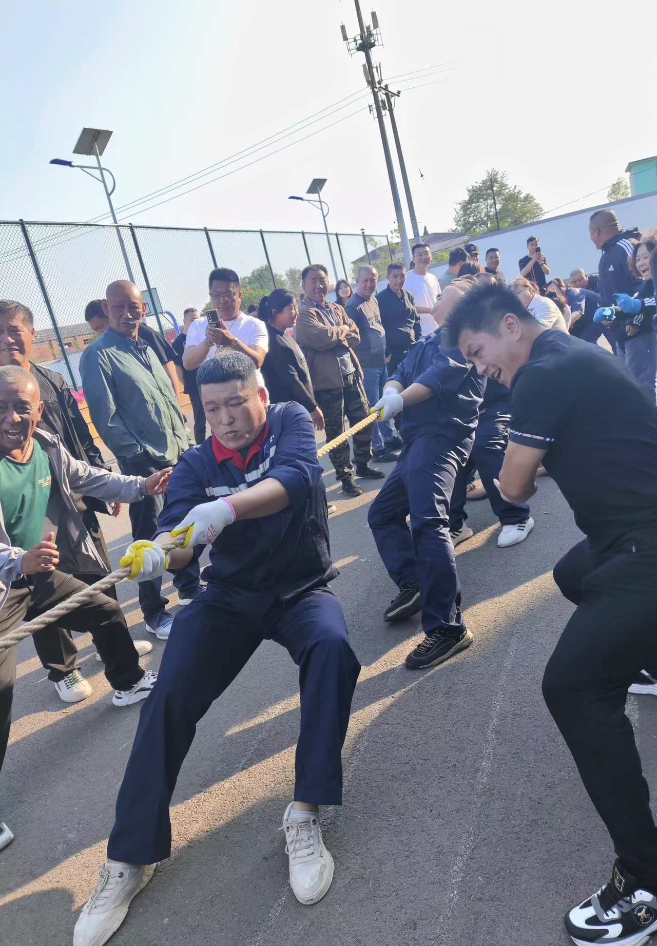 拔河照片.jpg